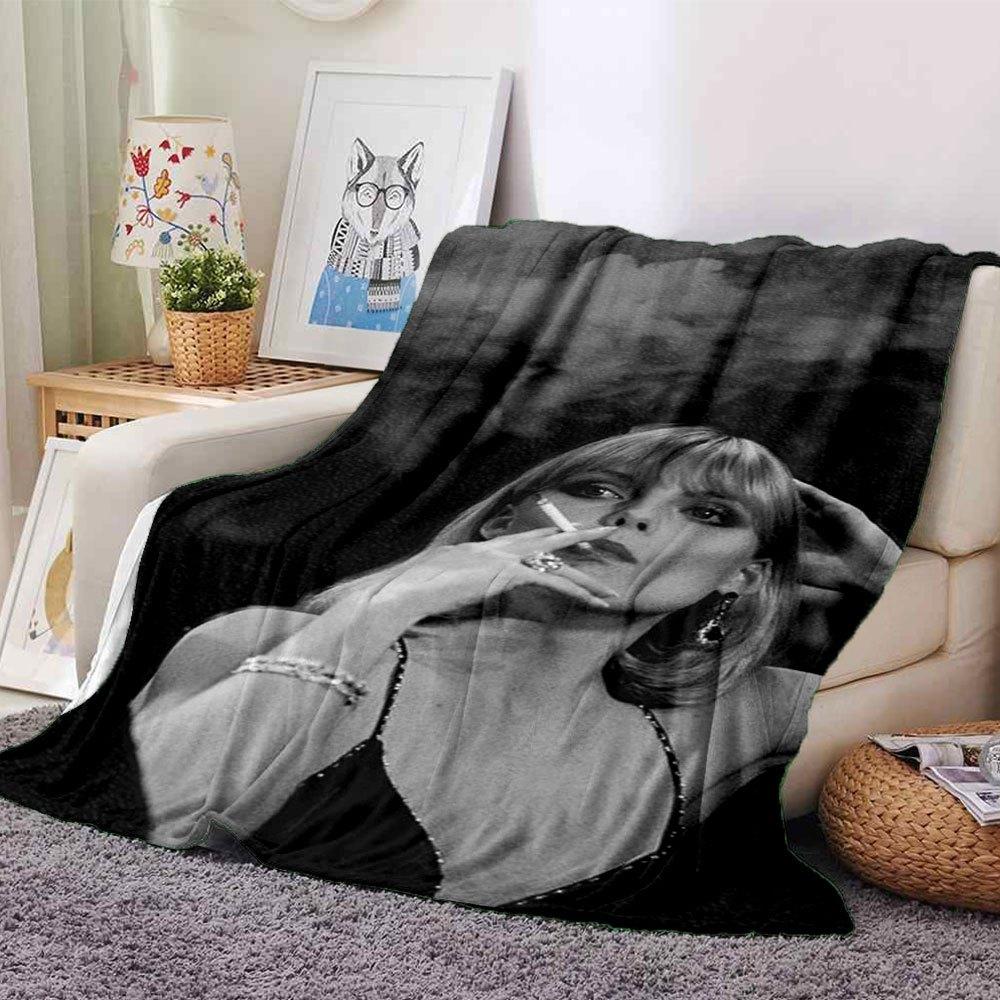 1pc Scarface-Inspired Flannel Blanket - Soft Cozy All-Season Throw for Bedroom, Sofa, Camping, Travel - Perfect Gift for Movie FansB27 80cmx120cm(31inx47in)
1pc Scarface-Inspired Flannel Blanket - Soft Cozy All-Season Throw for Bedroom, Sofa, Camping, Travel - Perfect Gift for Movie FansB27 80cmx120cm(31inx47in)