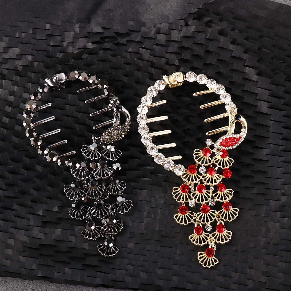 Hair Claw Women Headwear Plate Hair Buckle Hair Fixer Peacock Hair Clip Korean Style Hair Clip чорний
Hair Claw Women Headwear Plate Hair Buckle Hair Fixer Peacock Hair Clip Korean Style Hair Clip чорний