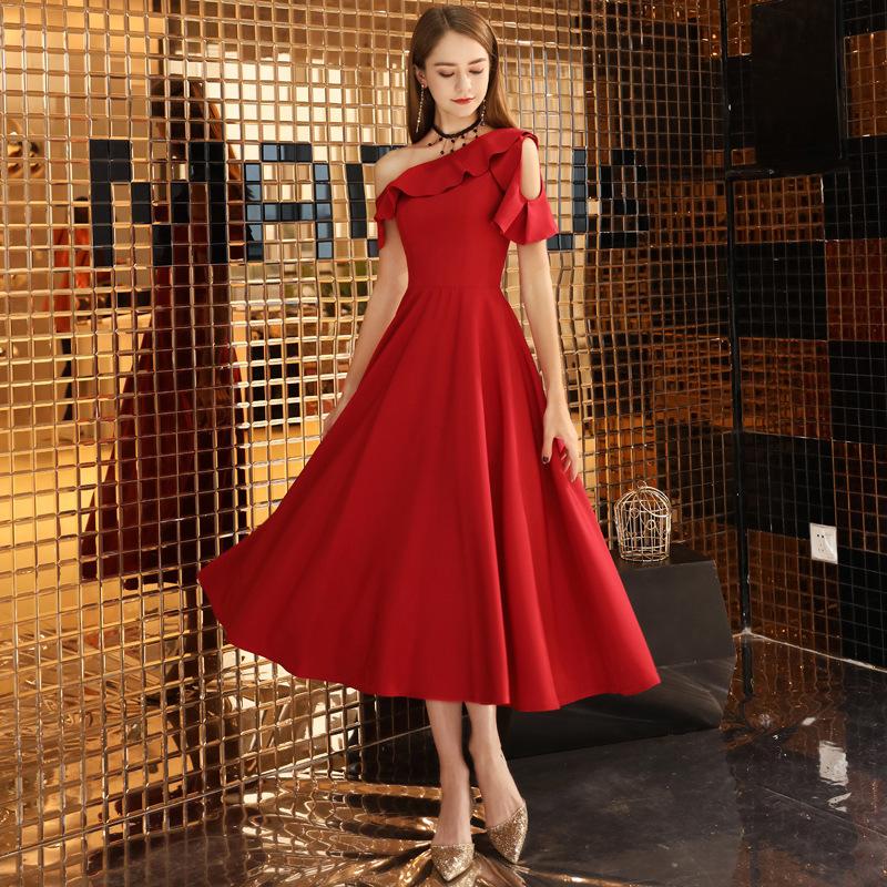 Evening dress new black elegant slanted shoulder celebrity annual meeting medium and long dress dress XXXL бордовий
Evening dress new black elegant slanted shoulder celebrity annual meeting medium and long dress dress XXXL бордовий