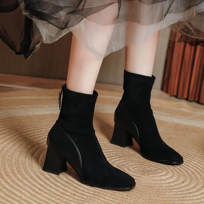 New Wind Martin Boots Women s High Heel Autumn and Winter Large Size Thick Heel Square Head Short Boots Skinny Chelsea Boots 34 чорний
New Wind Martin Boots Women s High Heel Autumn and Winter Large Size Thick Heel Square Head Short Boots Skinny Chelsea Boots 34 чорний