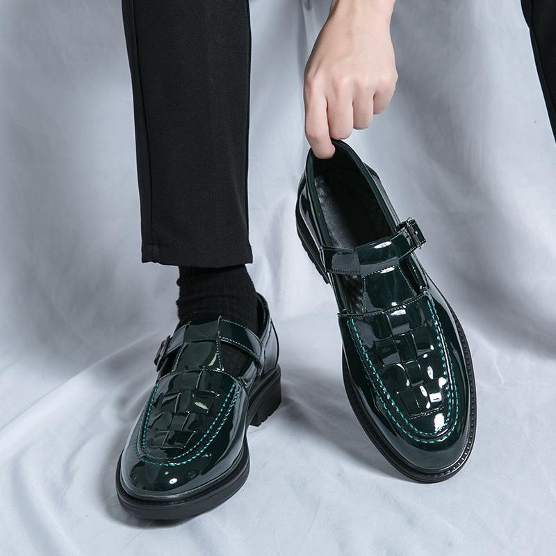 Large size pin buckle loafers men s 2025 spring and autumn new patent leather glossy leather shoes size 46 hairstylist casual shoes 38 чорний
Large size pin buckle loafers men s 2025 spring and autumn new patent leather glossy leather shoes size 46 hairstylist casual shoes 38 чорний