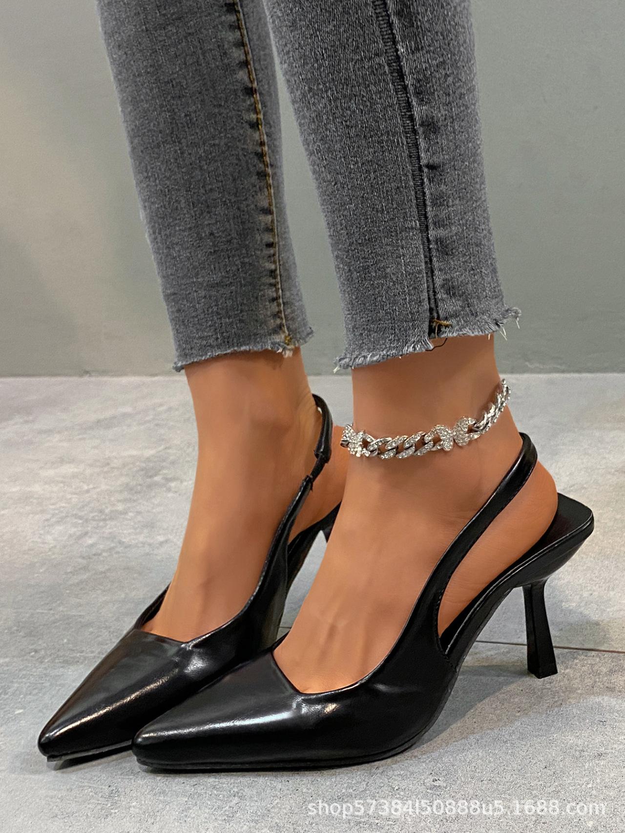 Sandals women s thin heels pointed white back strap women s shoes 2025 summer new sexy and thin one-word strap high heels 35 чорний
Sandals women s thin heels pointed white back strap women s shoes 2025 summer new sexy and thin one-word strap high heels 35 чорний