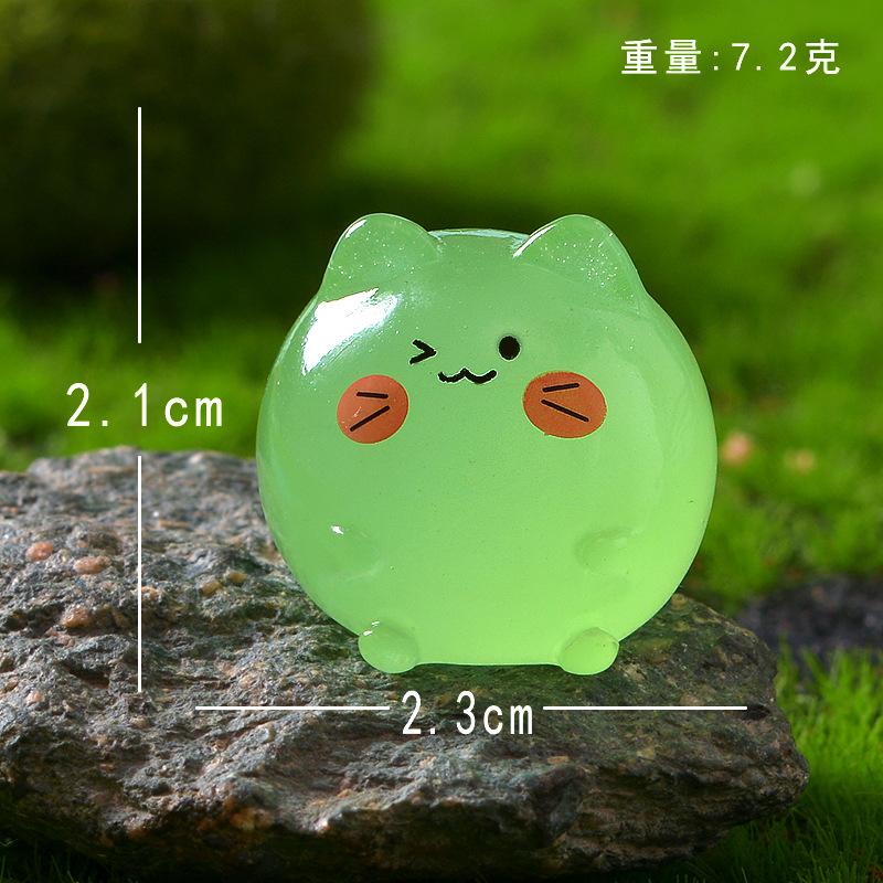 Glow Cat Miniature Figurine – Resin DIY Terrarium Accessory, Cute Night Light Animal Statue for Garden Home Decor светло-серый
Glow Cat Miniature Figurine – Resin DIY Terrarium Accessory, Cute Night Light Animal Statue for Garden Home Decor светло-серый