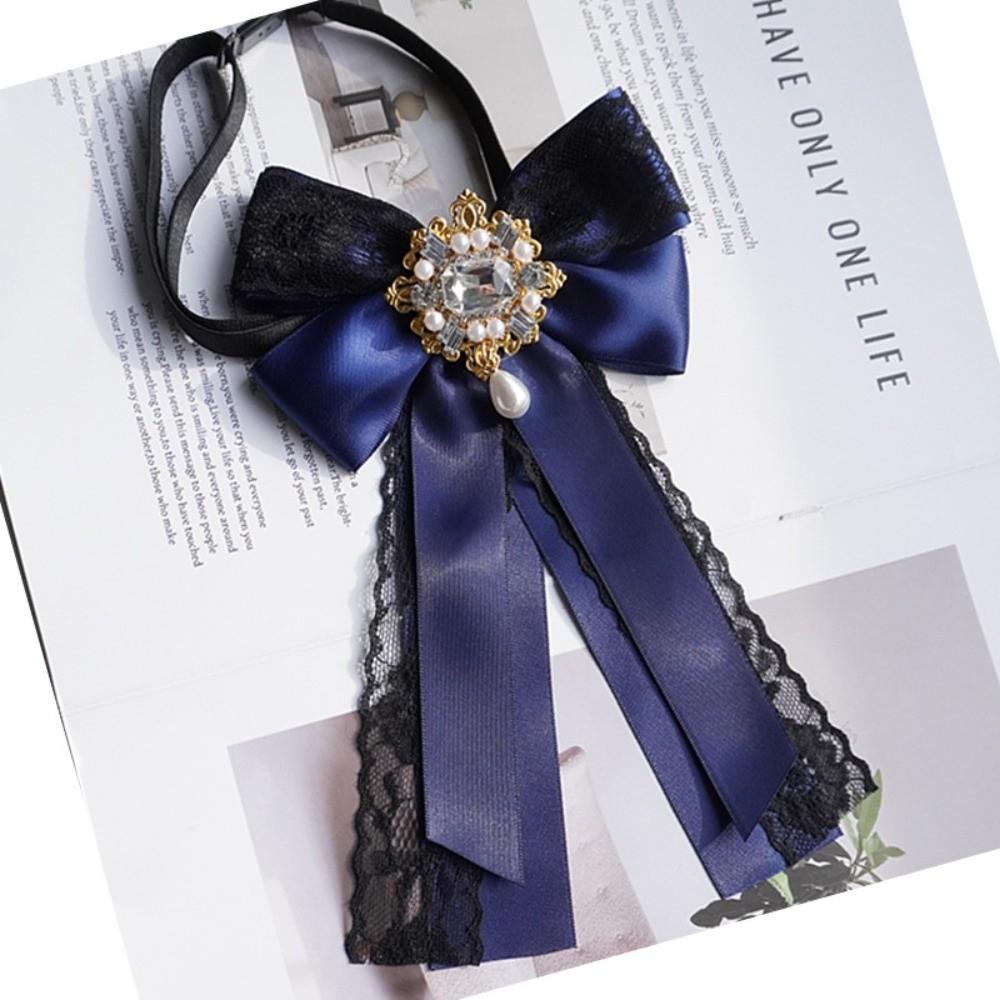 Adjustable Pre-Tied Bow Tie Uniform Accessory Shirt Decor Rhinestone Ribbon Bowtie Handmade Elegant Ribbon Bow Brooch темно-синього кольору
Adjustable Pre-Tied Bow Tie Uniform Accessory Shirt Decor Rhinestone Ribbon Bowtie Handmade Elegant Ribbon Bow Brooch темно-синього кольору