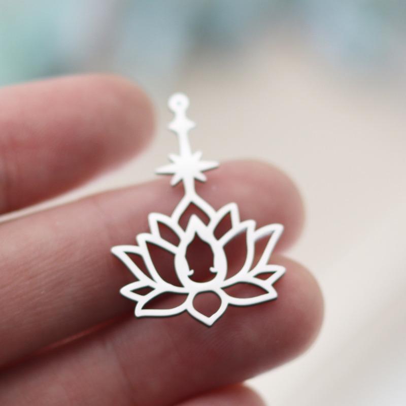 1PC DIY Jewelry Star Moon Charms Tassel Earrings Jewelry Making Sun/Rabbit/Fox/Frog/Flower/Leaf Stainless Steel Pendant серебряный
1PC DIY Jewelry Star Moon Charms Tassel Earrings Jewelry Making Sun/Rabbit/Fox/Frog/Flower/Leaf Stainless Steel Pendant серебряный