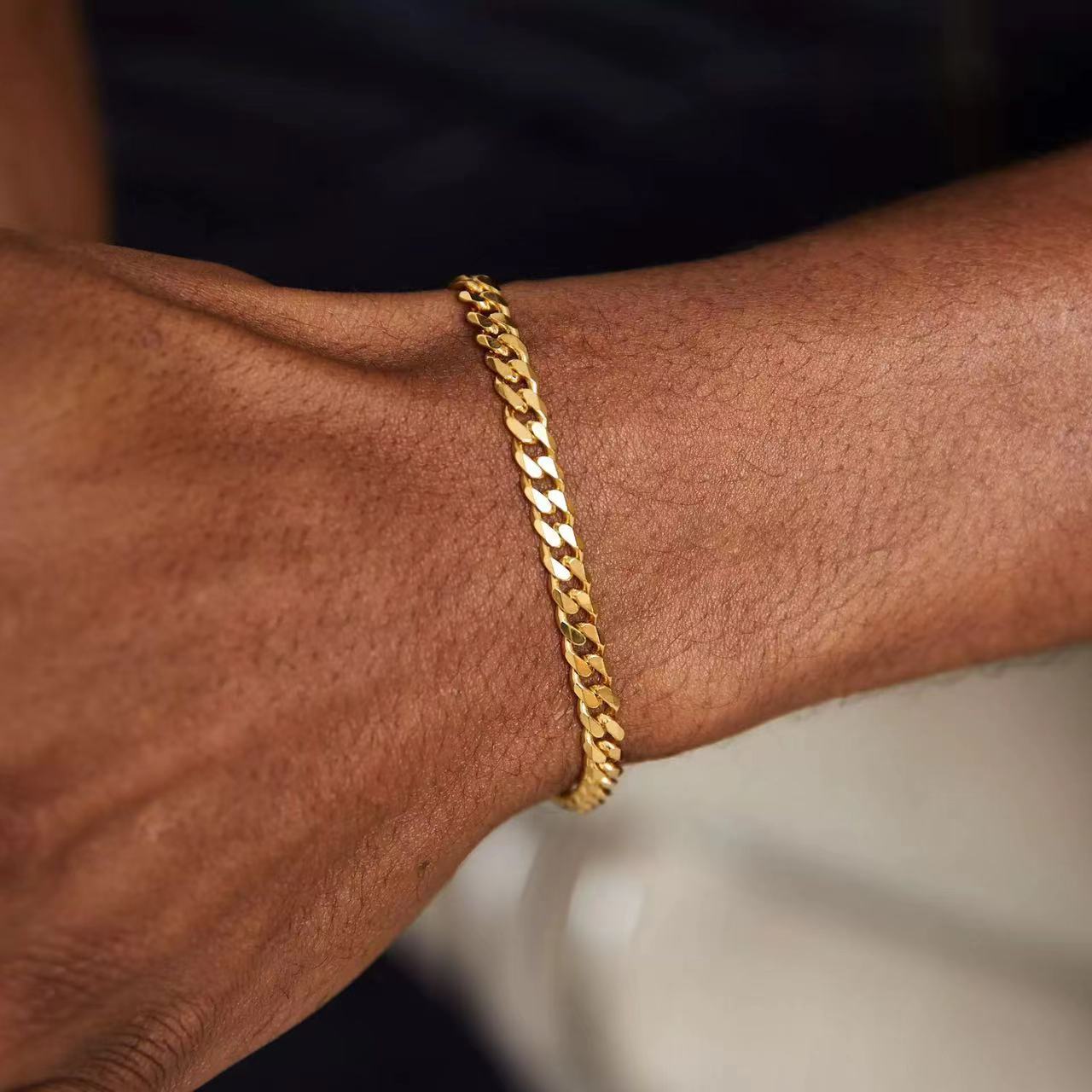 Gold Color Stainless Steel Cuban Chain Men s Bracelet Simple Retro Bracelet For Women Hip Hop Jewelry Trend Accessories Gift 22cm
Gold Color Stainless Steel Cuban Chain Men s Bracelet Simple Retro Bracelet For Women Hip Hop Jewelry Trend Accessories Gift 22cm