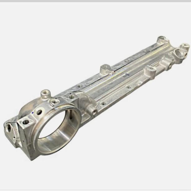 Dongfeng Cummins ISDE Engine Intake Manifold 4930918
Dongfeng Cummins ISDE Engine Intake Manifold 4930918