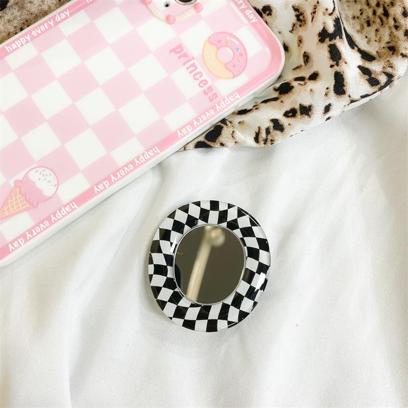 Creative Makeup Niche Style Checkerboard Mirror Mobile Phone Holder Retractable Paste Lazy Desktop Airbag
Creative Makeup Niche Style Checkerboard Mirror Mobile Phone Holder Retractable Paste Lazy Desktop Airbag