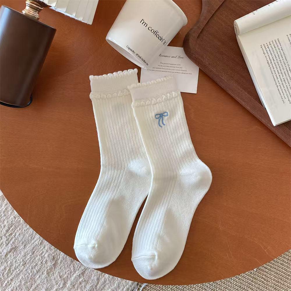 Женские балетные носки средней длины в корейском стиле: Плотный кашемир с вышивкой в виде банта One Size
Женские балетные носки средней длины в корейском стиле: Плотный кашемир с вышивкой в виде банта One Size