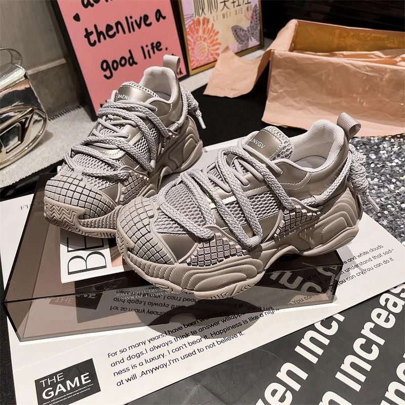 New spring shoes women s 2025 retro versatile comfortable height increase sports and leisure shoes old mesh lace-up tide 40 шампанського
New spring shoes women s 2025 retro versatile comfortable height increase sports and leisure shoes old mesh lace-up tide 40 шампанського