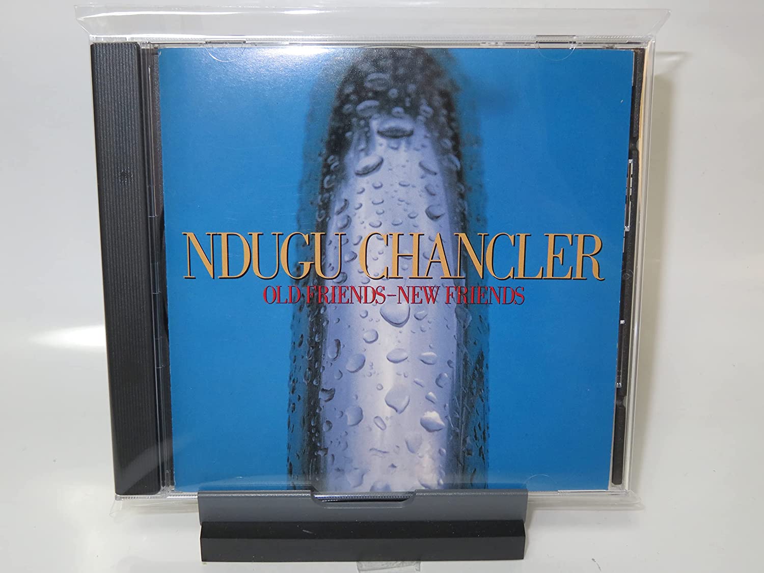 CD LEON NDUGU CHANCLER - Old Friends New Friends K32Y6247 Electric Bird 1988 Japan ObiJazz Used
CD LEON NDUGU CHANCLER - Old Friends New Friends K32Y6247 Electric Bird 1988 Japan ObiJazz Used