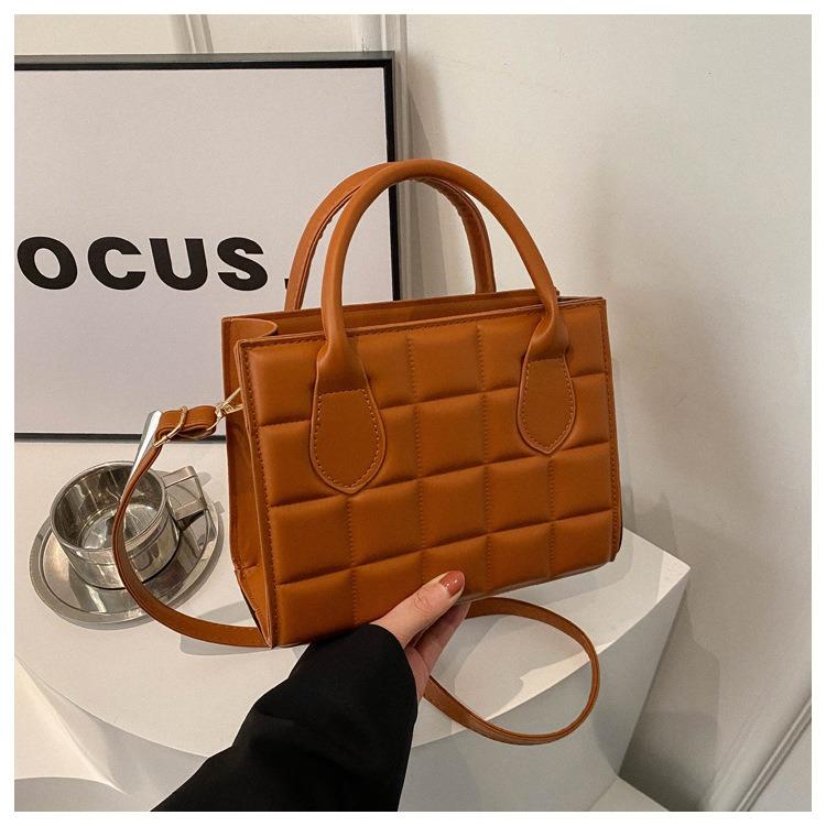 Женская сумочка Модная Простая Универсальная Сумка на Одно Плечо коричневый