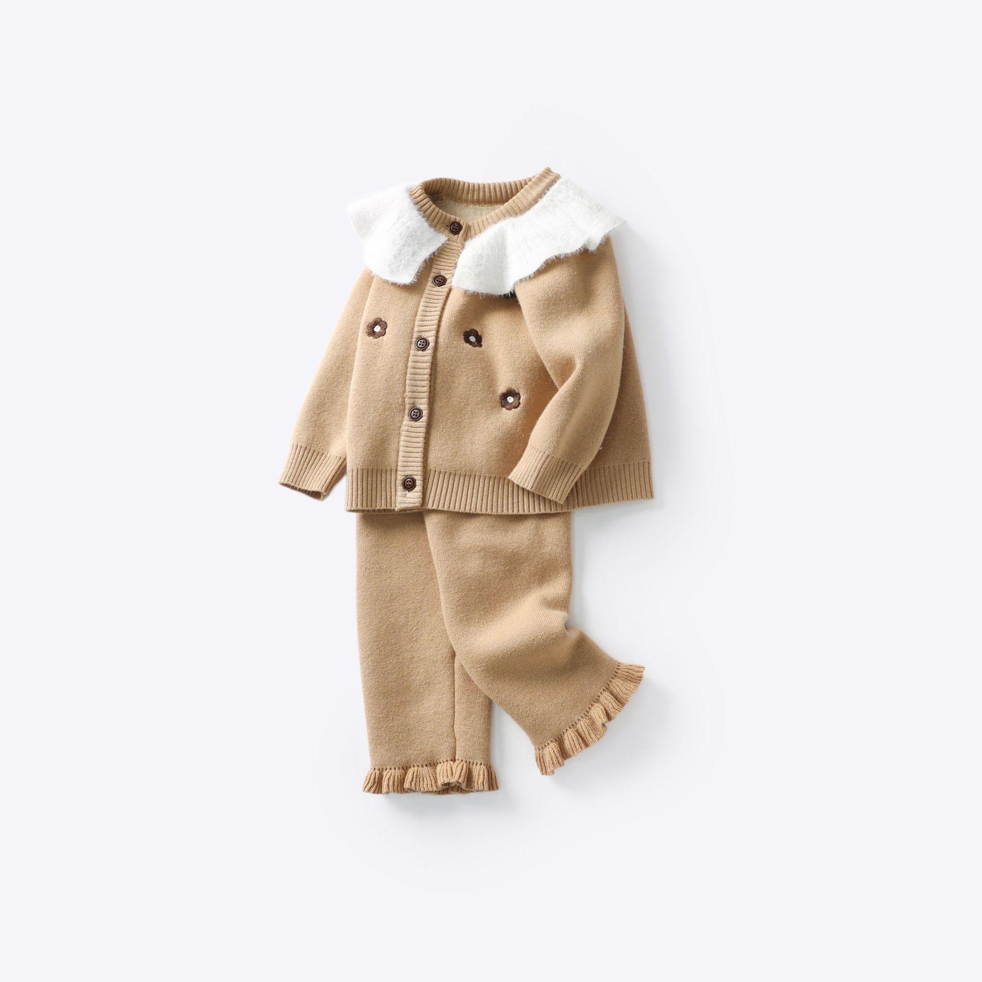 Autumn & Winter Plush Lined Baby Girls Knit Sweater & Pants Set with Embroidery - Stylish Long Sleeve Two-Piece Set 80 cm
Autumn & Winter Plush Lined Baby Girls Knit Sweater & Pants Set with Embroidery - Stylish Long Sleeve Two-Piece Set 80 cm