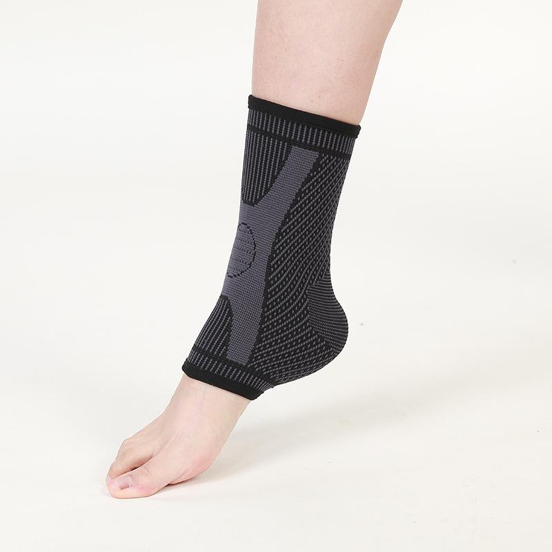 Защита для ладоней, защита для запястья, защита для локтей, комплект защиты для лодыжки, теплая женская скакалка и набор для игры с мячом. XL
Защита для ладоней, защита для запястья, защита для локтей, комплект защиты для лодыжки, теплая женская скакалка и набор для игры с мячом. XL