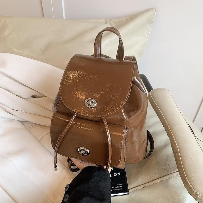 Advanced Retro Women s Backpack New Versatile Travel Backpack Autumn and Winter Mini Backpack хакі
Advanced Retro Women s Backpack New Versatile Travel Backpack Autumn and Winter Mini Backpack хакі