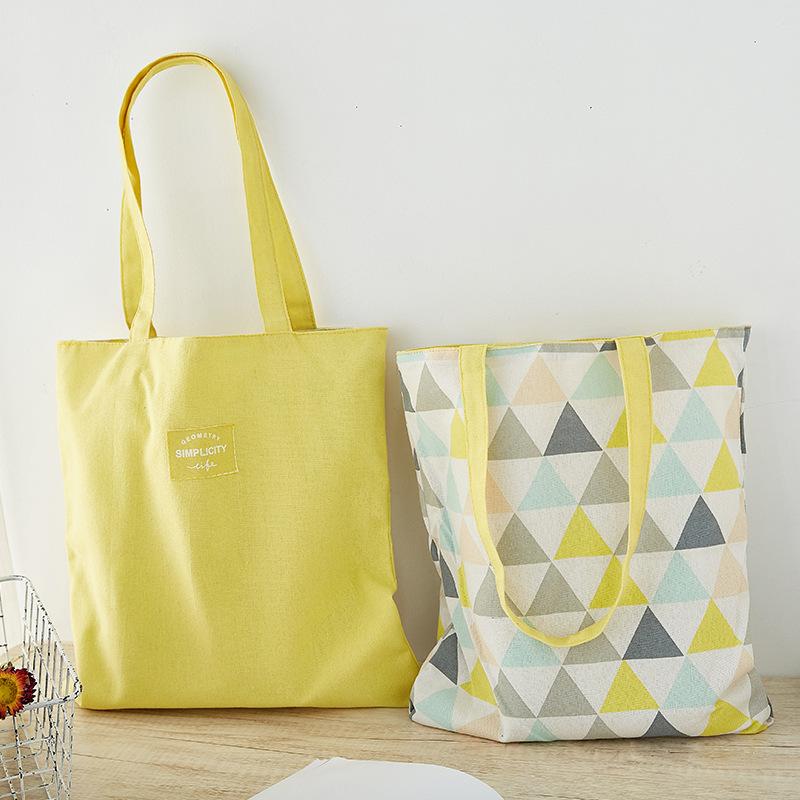 Shopper Women s Bag Casual Flowers Printed Tote Bag women Zipper shopper handbag girl Shoulder shopping bag Lady Canvas Bags
Shopper Women s Bag Casual Flowers Printed Tote Bag women Zipper shopper handbag girl Shoulder shopping bag Lady Canvas Bags