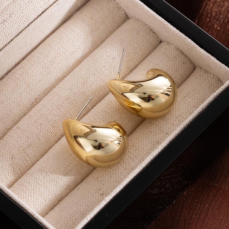 Gold Bean Stud Earrings Minimalist Unisex Fashion Jewelry For Men And Women
Gold Bean Stud Earrings Minimalist Unisex Fashion Jewelry For Men And Women
