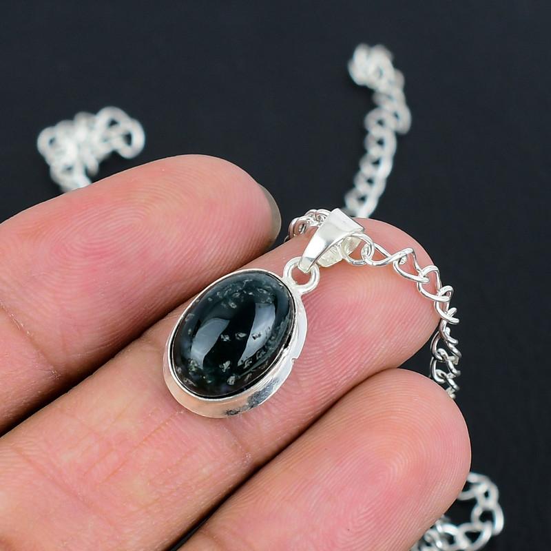 Moss Agate 10x14 S Lock Chain Pendant HandCrafted Fine Polished 925 Sterling Silver Pendant with Morden Design Gift for Wedding Bridal чорний
Moss Agate 10x14 S Lock Chain Pendant HandCrafted Fine Polished 925 Sterling Silver Pendant with Morden Design Gift for Wedding Bridal чорний