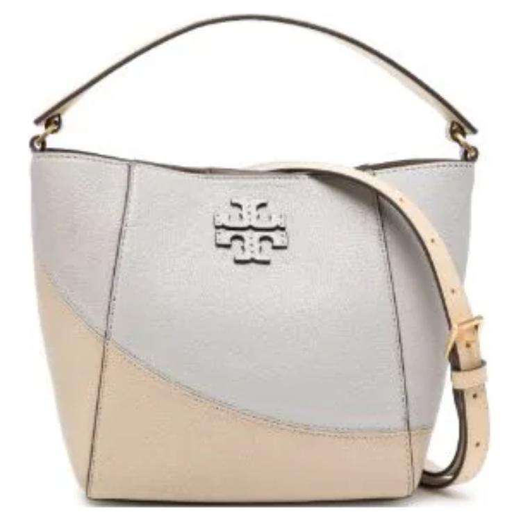 Tory Burch Mcgraw Double T Logo Striped Quilted Hardware Bucket Bag Women Bags Gray Beige 152218-029 Basic Set (Bag+Dust Bag)
Tory Burch Mcgraw Double T Logo Striped Quilted Hardware Bucket Bag Women Bags Gray Beige 152218-029 Basic Set (Bag+Dust Bag)