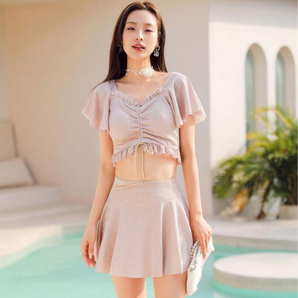 2024 New Two-Piece Slimming Swimsuit: Elegant and Sexy with Belly Cover, Perfect for Students and Hot Springs. Large
2024 New Two-Piece Slimming Swimsuit: Elegant and Sexy with Belly Cover, Perfect for Students and Hot Springs. Large