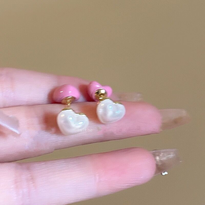 Double-sided love pearl stud earrings for women s new trendy Hong Kong style fashion temperament ear jewelry pink sweet earrings
Double-sided love pearl stud earrings for women s new trendy Hong Kong style fashion temperament ear jewelry pink sweet earrings