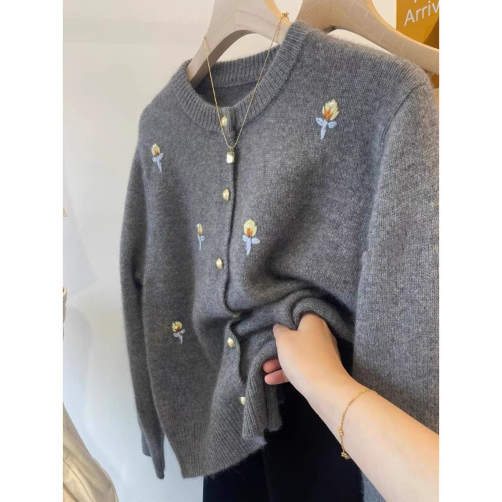 Women s Retro Loose Knitted Cardigan Sweater Coat One Size
Women s Retro Loose Knitted Cardigan Sweater Coat One Size