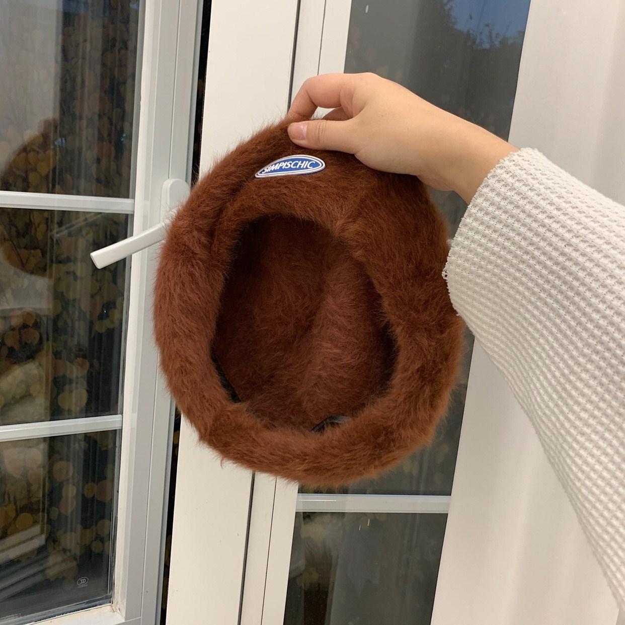 Sweet and cute rabbit fur beret children winter shopping warm versatile sticker painter hat woman M(56-58cm)
Sweet and cute rabbit fur beret children winter shopping warm versatile sticker painter hat woman M(56-58cm)