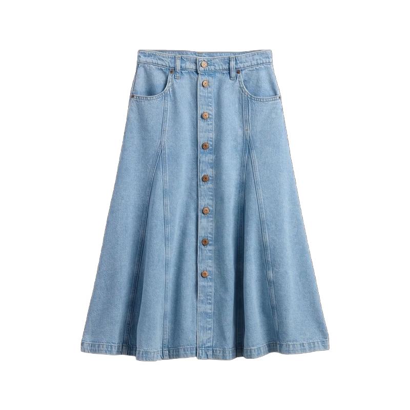 GAP Women s Lightweight Denim A-line Maxi Skirt M (US 26)
GAP Women s Lightweight Denim A-line Maxi Skirt M (US 26)