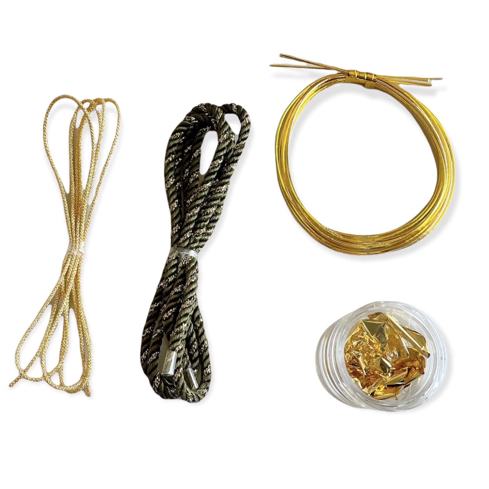 Japanese-style hair ornament set (4 pieces): Khaki and gold, braided cord, mizuhiki (decorative cord), gold leaf. Perfect for coming-of-age
Japanese-style hair ornament set (4 pieces): Khaki and gold, braided cord, mizuhiki (decorative cord), gold leaf. Perfect for coming-of-age