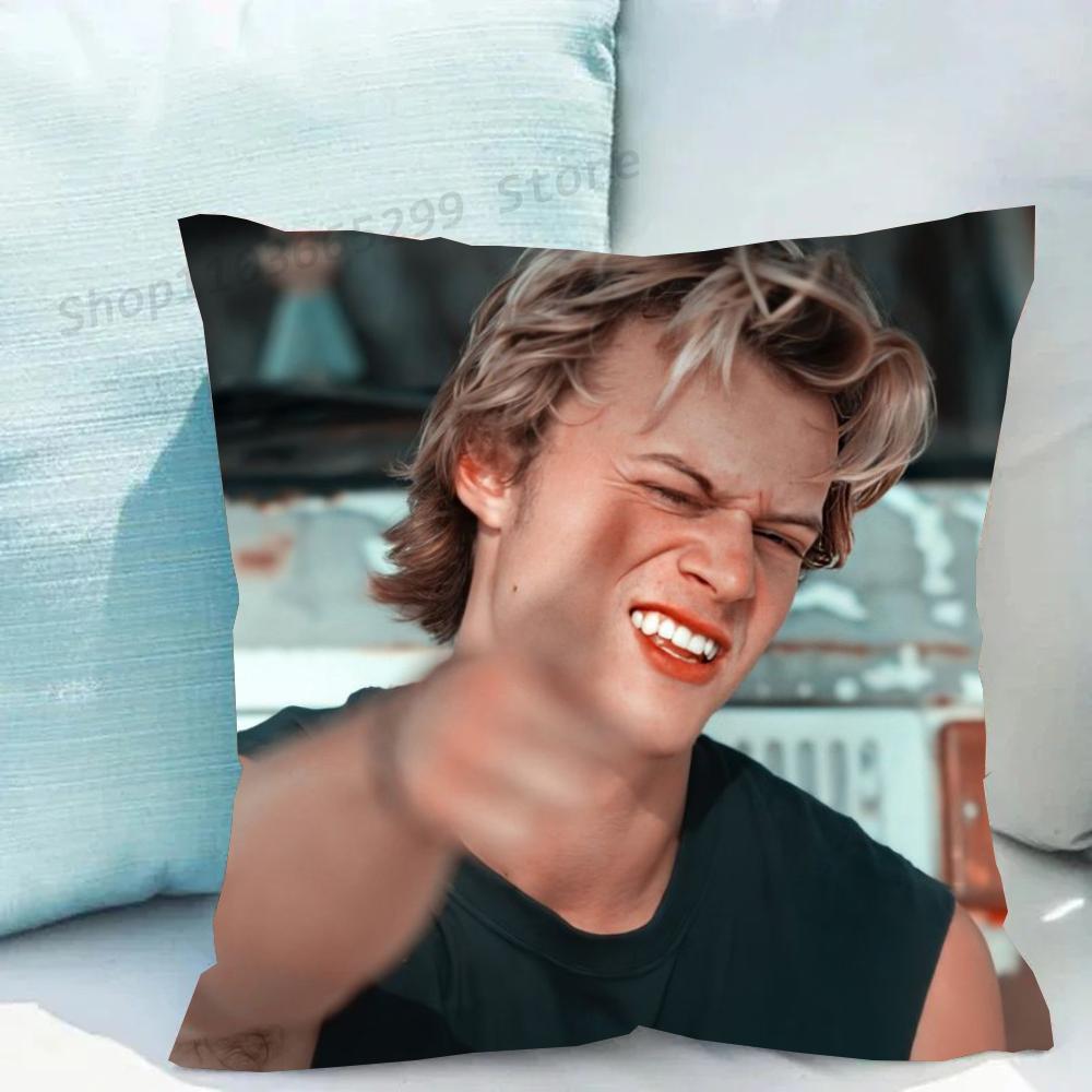 1pc JJ Maybank - Rudy Pankow Pillow Case Square Bedroom Sofa Leisure Comfort Cushion Car Living Room Home Decoration 20x20Inch
1pc JJ Maybank - Rudy Pankow Pillow Case Square Bedroom Sofa Leisure Comfort Cushion Car Living Room Home Decoration 20x20Inch