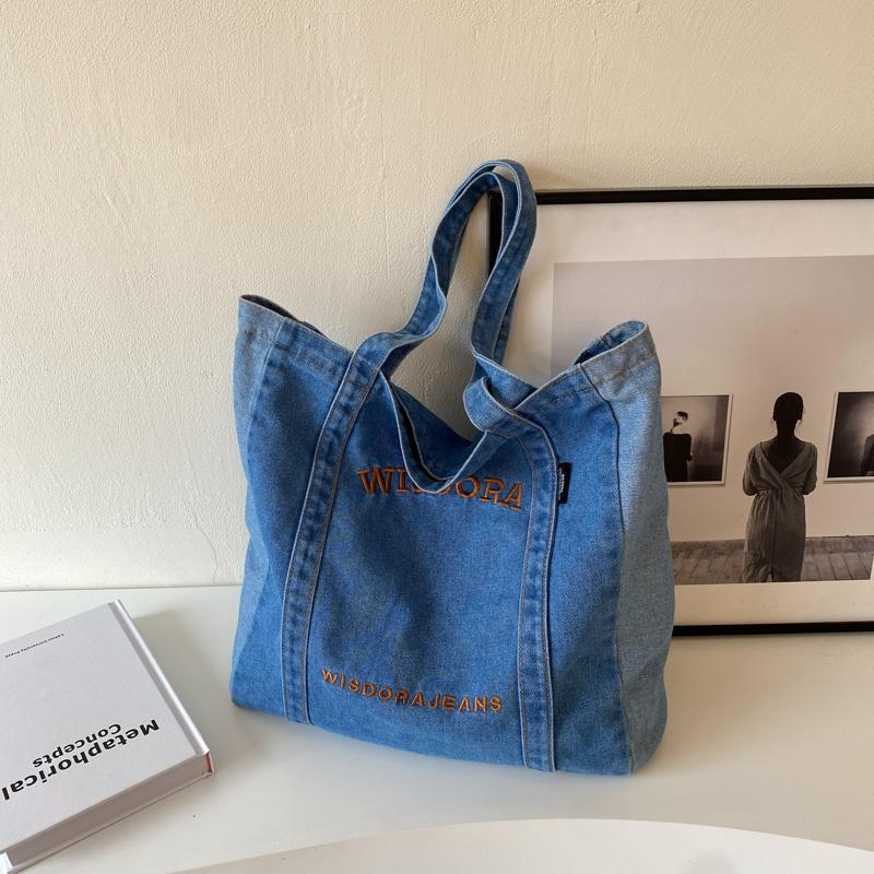 Large Capacity Denim Handbag Women 2026 New Casual Versatile Letter Embroidery Single Shoulder Bag College Commuting Tote Bag (30cm<Max Length<50cm) светло-синий
Large Capacity Denim Handbag Women 2026 New Casual Versatile Letter Embroidery Single Shoulder Bag College Commuting Tote Bag (30cm<Max Length<50cm) светло-синий