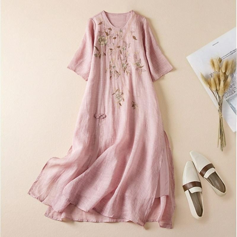 Summer Ramie Dress Literary Embroidery Round Neck Pullover Five-point Sleeve Fairy Beauty Long Skirt Female Skirt 2XL рожевий
Summer Ramie Dress Literary Embroidery Round Neck Pullover Five-point Sleeve Fairy Beauty Long Skirt Female Skirt 2XL рожевий