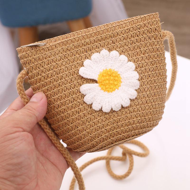Summer Rattan Bag Fashion Women Round Straw Bags Female Handmade Woven Beach CrossBody Bag Ladies Circle Bohemia Travel Bag
Summer Rattan Bag Fashion Women Round Straw Bags Female Handmade Woven Beach CrossBody Bag Ladies Circle Bohemia Travel Bag