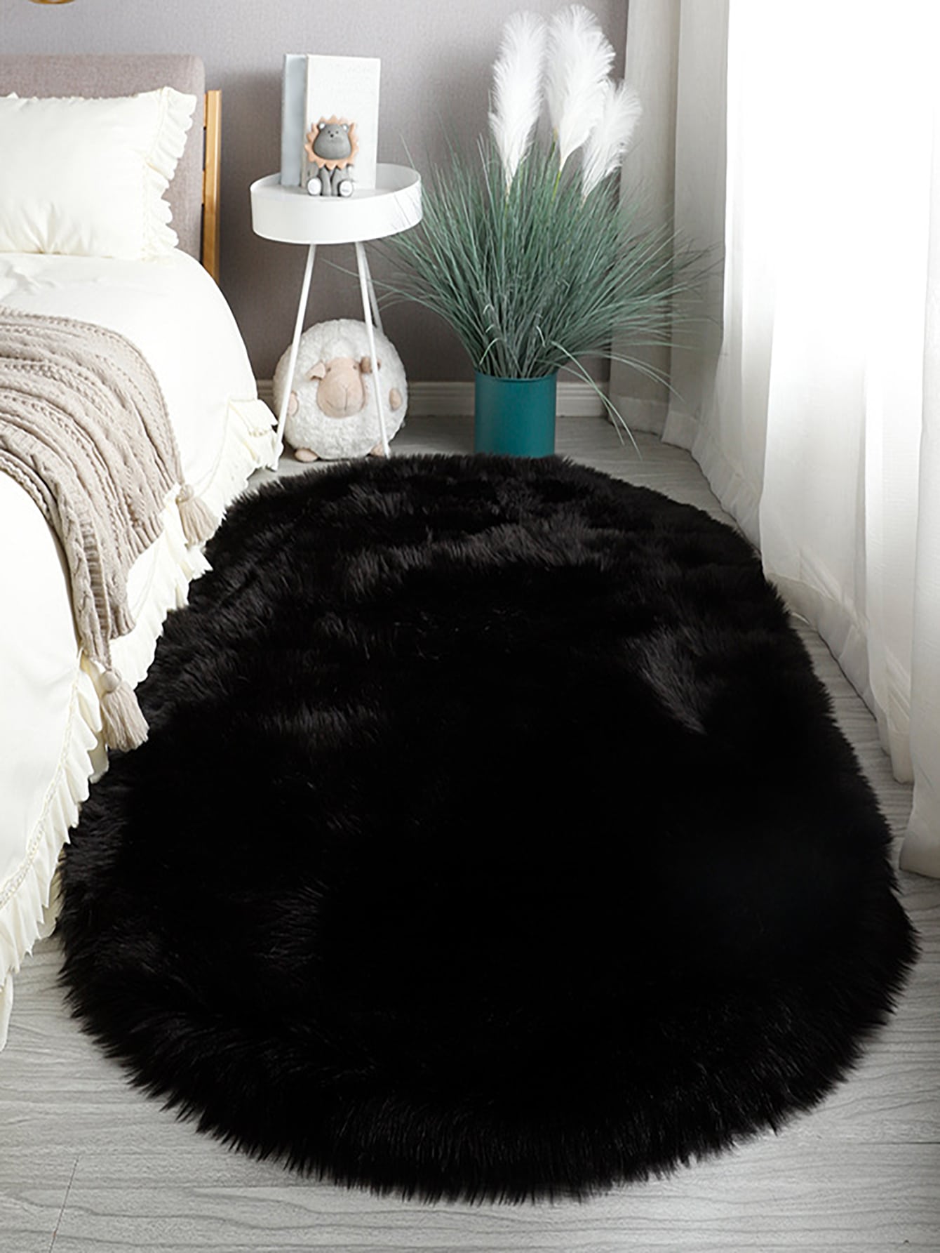 Imitation Sheep Black Oval Carpet Cloakroom Household Bedfront Cushion Long Hair Living Room Carpet 45x75cm
Imitation Sheep Black Oval Carpet Cloakroom Household Bedfront Cushion Long Hair Living Room Carpet 45x75cm