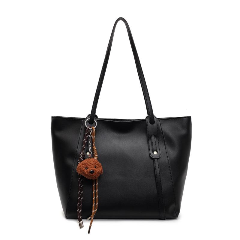 Middle-aged Mom Bag Large-capacity Fashionable Single-shoulder Hand-held Crossbody Bag Casual Women s Bag With pendant
Middle-aged Mom Bag Large-capacity Fashionable Single-shoulder Hand-held Crossbody Bag Casual Women s Bag With pendant