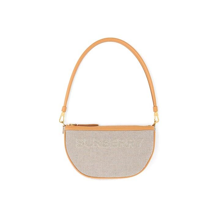 Burberry Olympia messenger bag half-moon style embossed logo fabric and leather combination handheld and shoulder bag women s brown One Size-Basic Set (Bag+Dust Bag) коричневий
Burberry Olympia messenger bag half-moon style embossed logo fabric and leather combination handheld and shoulder bag women s brown One Size-Basic Set (Bag+Dust Bag) коричневий