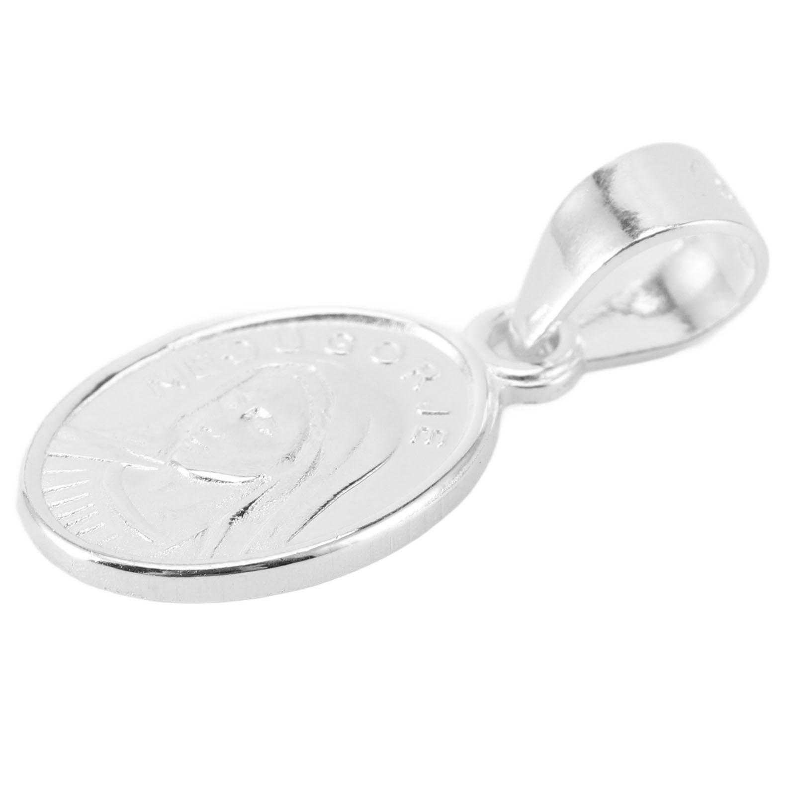 Чудотворный медальон из полированного серебра 925 пробы с овальным ожерельем с подвеской в виде Девы Марии, религиозный
Чудотворный медальон из полированного серебра 925 пробы с овальным ожерельем с подвеской в виде Девы Марии, религиозный