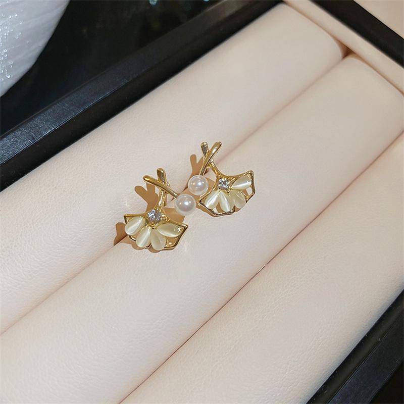 Korean Ginkgo Leaf Earrings For Women Jewelry 2024 Trending Luxury Women S Pearl Opal Drop Earrings
Korean Ginkgo Leaf Earrings For Women Jewelry 2024 Trending Luxury Women S Pearl Opal Drop Earrings