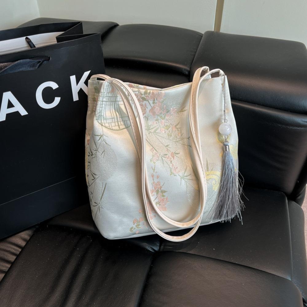 Temperament Large Capacity Chinese Style Shoulder Bag Bamboo Tassel Pendant Tote Bag Flower Messenger Bag Women
Temperament Large Capacity Chinese Style Shoulder Bag Bamboo Tassel Pendant Tote Bag Flower Messenger Bag Women