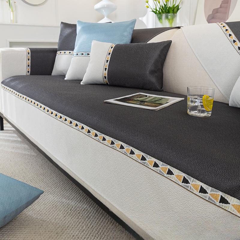 Доступная роскошная стильная подушка для дивана из ледяного шелка, летний летний коврик, простой современный нескользящий кожаный чехол для дивана, подушка 70*70
Доступная роскошная стильная подушка для дивана из ледяного шелка, летний летний коврик, простой современный нескользящий кожаный чехол для дивана, подушка 70*70