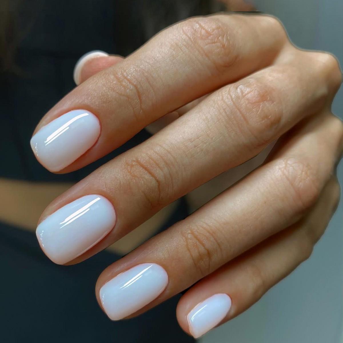 Exclusive 24-Piece Solid Color False Nails Set: Simple, Wearable, Removable Nail Art Patches.
Exclusive 24-Piece Solid Color False Nails Set: Simple, Wearable, Removable Nail Art Patches.
