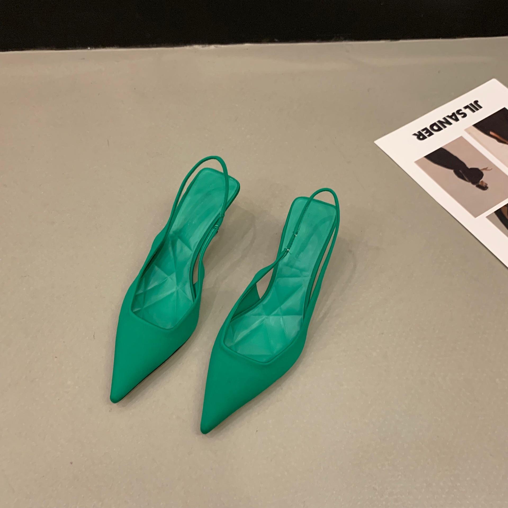 Французские туфли на высоком каблуке, черные, с сумкой на голове, туфли феи, нишевые, высокого класса, атласные, с острым носком, одинарные 40 зелёный
Французские туфли на высоком каблуке, черные, с сумкой на голове, туфли феи, нишевые, высокого класса, атласные, с острым носком, одинарные 40 зелёный