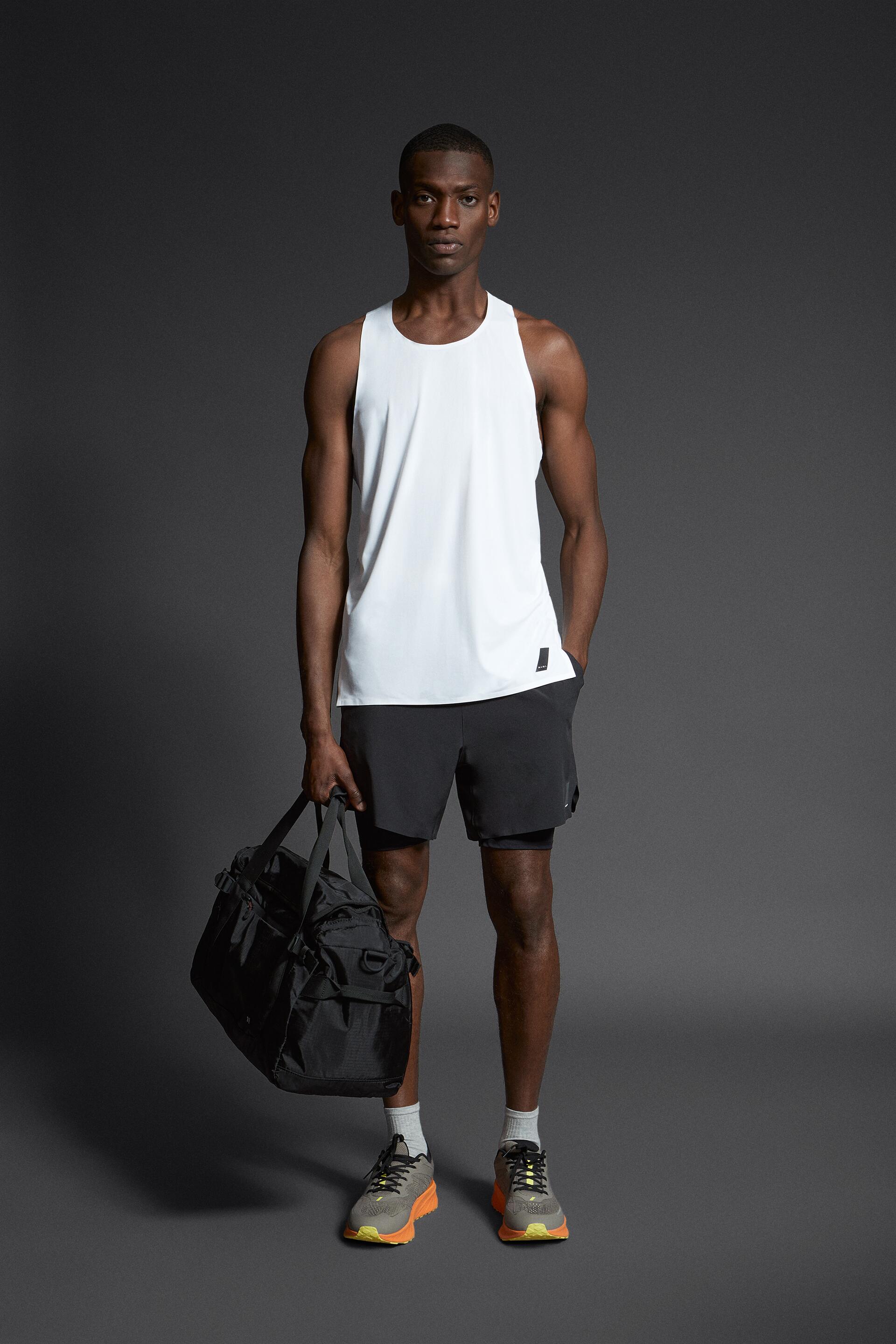 ТРЕНИРОВОЧНАЯ МАЙКА 
ТРЕНИРОВОЧНАЯ МАЙКА