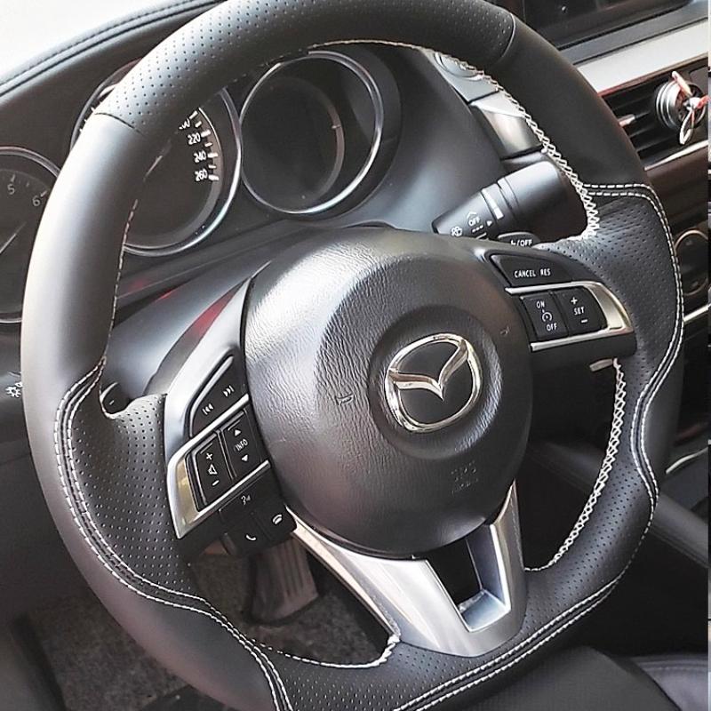 Для Mazda 3 Axela 6 Atenza Mazda 2 CX-3 CX-5 2013-2016 Чорно-біла шкіряна накладка на кермо автомобіля, зшита вручну 2
Для Mazda 3 Axela 6 Atenza Mazda 2 CX-3 CX-5 2013-2016 Чорно-біла шкіряна накладка на кермо автомобіля, зшита вручну 2