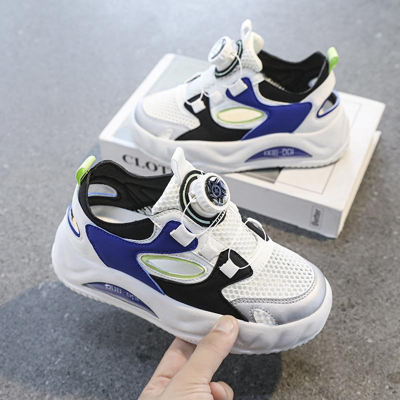 Summer new sandals mesh rotating button boys and girls frame shoes medium and older children single net casual sports thin shoes 32
Summer new sandals mesh rotating button boys and girls frame shoes medium and older children single net casual sports thin shoes 32
