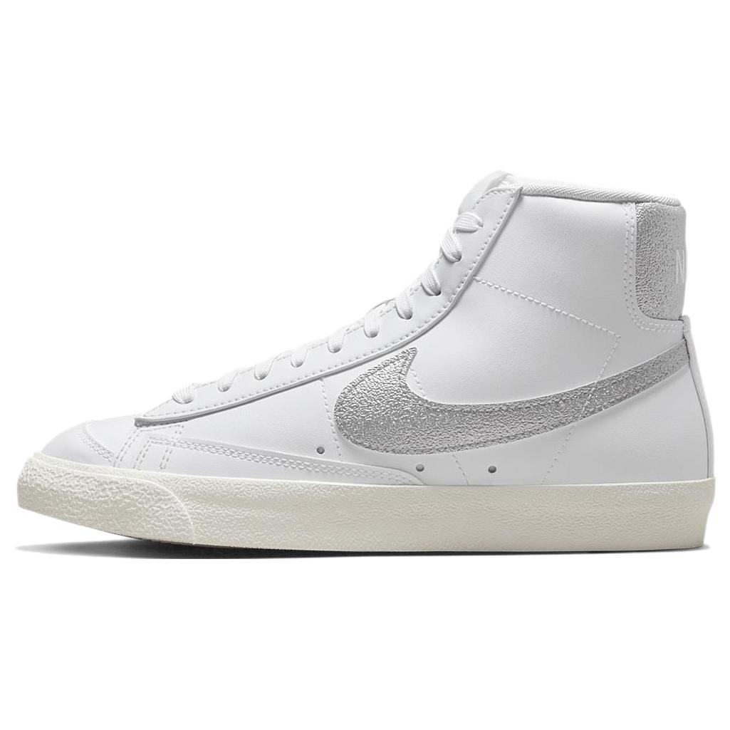 новые женские Nike Blazer Mid 77 Essential Белые Металлик Серебристый 40
новые женские Nike Blazer Mid 77 Essential Белые Металлик Серебристый 40