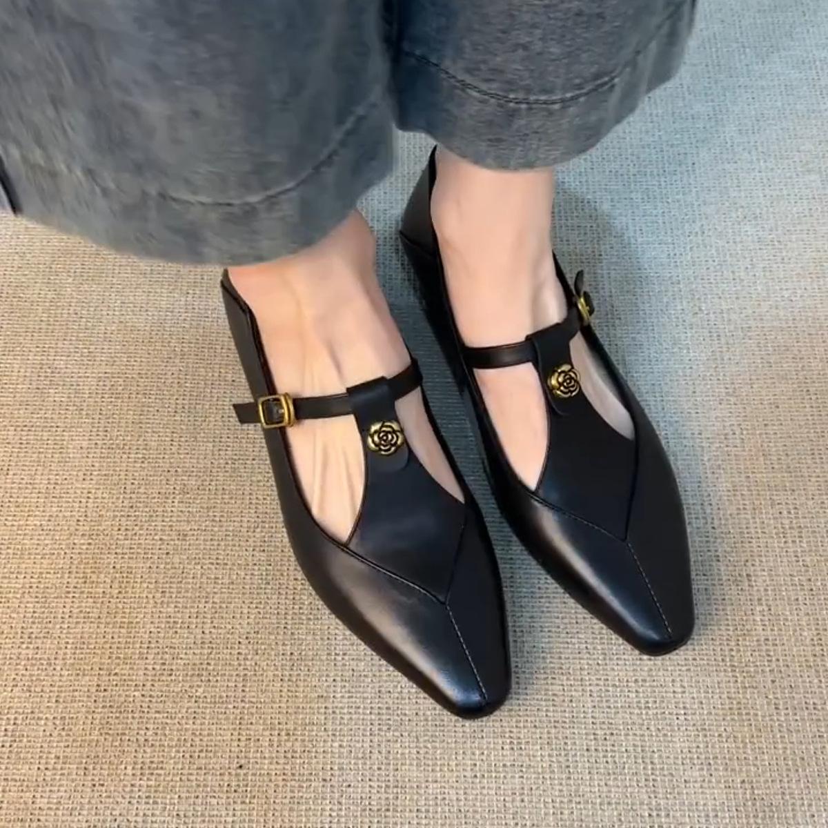 Sheepskin version~ versatile leather one-word buckle hollow single shoes women s retro camellia thick heel commuting Mary Jane shoes 35
Sheepskin version~ versatile leather one-word buckle hollow single shoes women s retro camellia thick heel commuting Mary Jane shoes 35