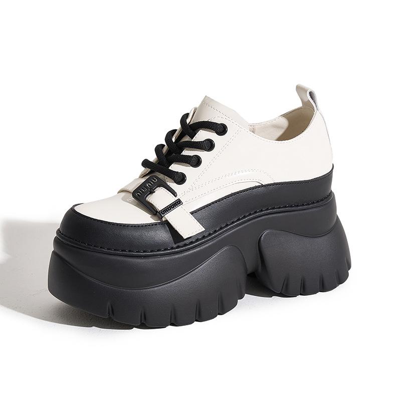 Женские лоферы на платформе 2025 весна новинка подошва-маффин небольшой внутренний каблук женская обувь универсальные британские туфли из маленькой кожи 39 бежевый
Женские лоферы на платформе 2025 весна новинка подошва-маффин небольшой внутренний каблук женская обувь универсальные британские туфли из маленькой кожи 39 бежевый