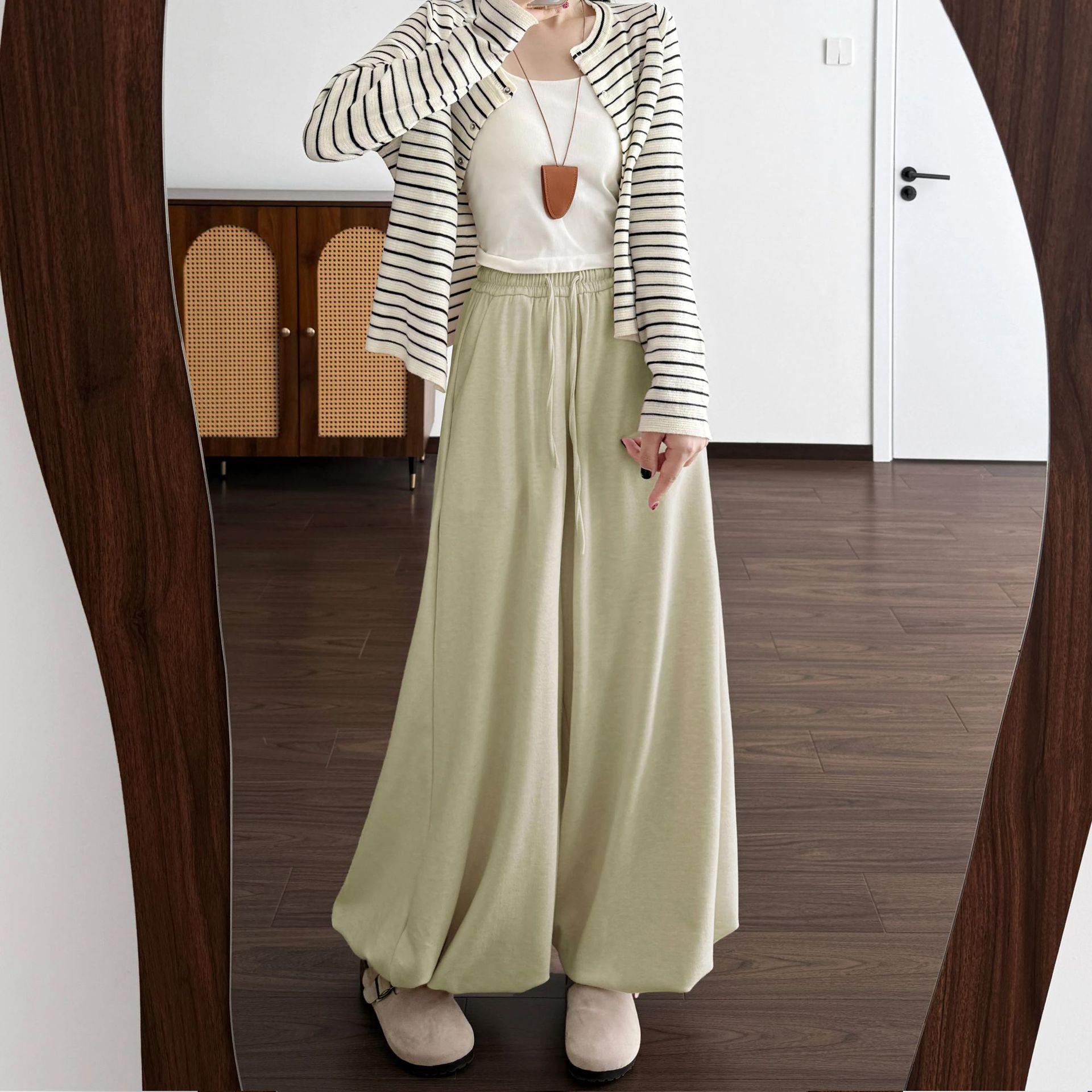 Coffee-Colored High-Waisted Slim Lantern Skirt Pants for Women - Spring/Autumn Style Wide-Leg for Petite Individuals. Large жовтий
Coffee-Colored High-Waisted Slim Lantern Skirt Pants for Women - Spring/Autumn Style Wide-Leg for Petite Individuals. Large жовтий
