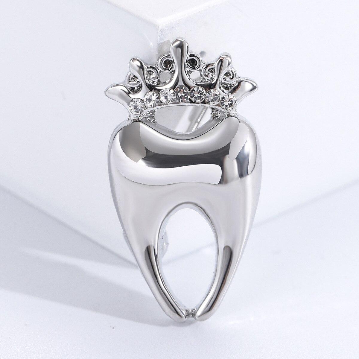 Blucome Корона Зуб Стразы Брошь Булавки Творческий Стоматолог Ювелирные Аксессуары Подарок Отворот Зубы Значок для Девочек
Blucome Корона Зуб Стразы Брошь Булавки Творческий Стоматолог Ювелирные Аксессуары Подарок Отворот Зубы Значок для Девочек